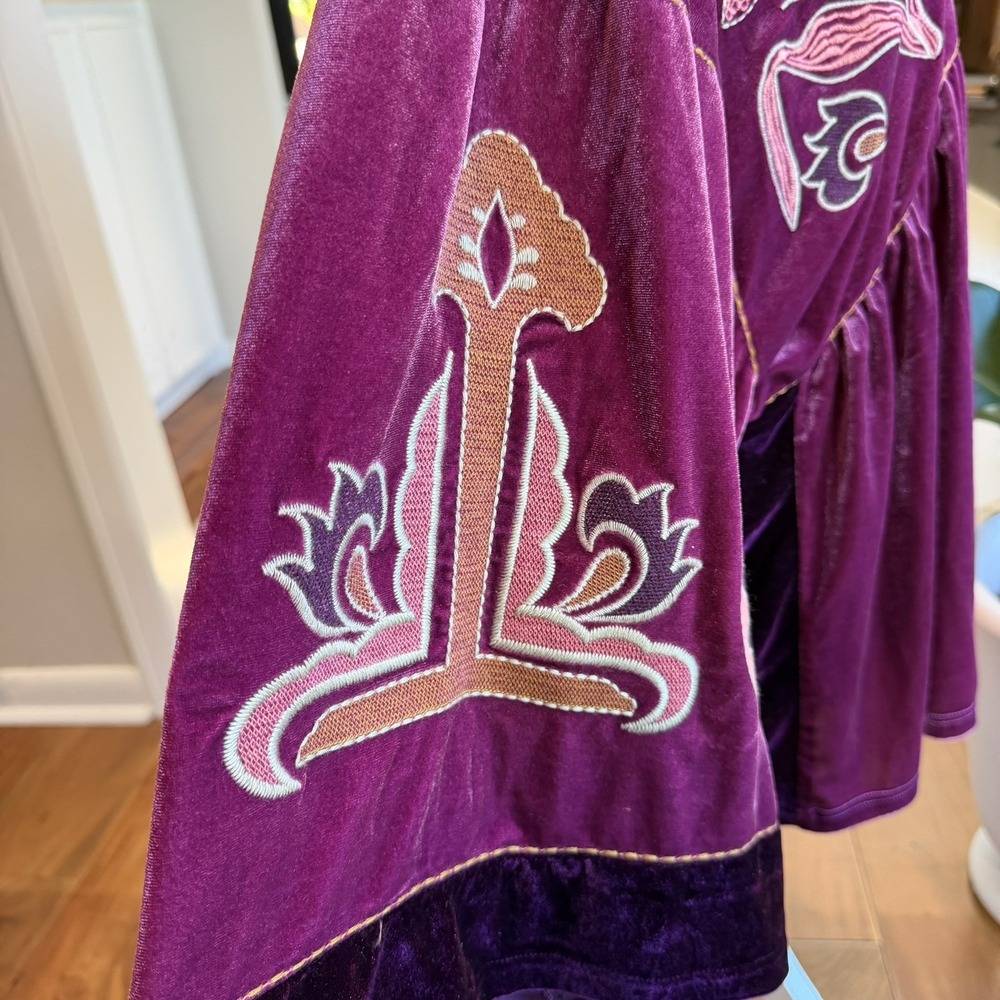 Easel Women's Embroidered Velvet Tunic Top Magenta Size Large Boho Peasant - Picture 9 of 14